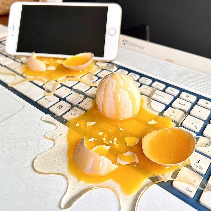 Home Office Tech Gadgets - 깨진 달걀 모양 휴대폰 거치대 -